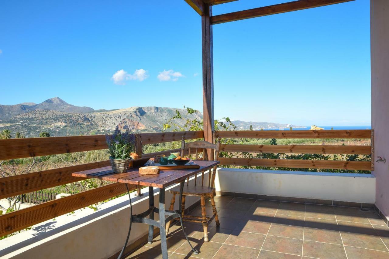 Kato Kalesia Country House With View מראה חיצוני תמונה